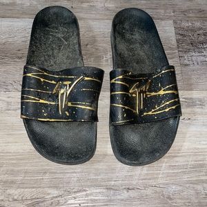 Giuseppe Zanotti black and gold sandals slides size 43